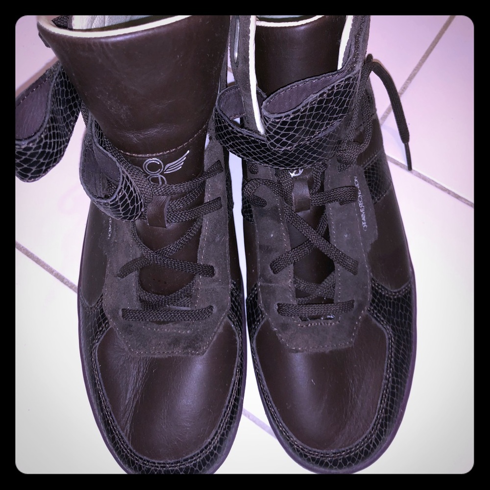 High top sneakers